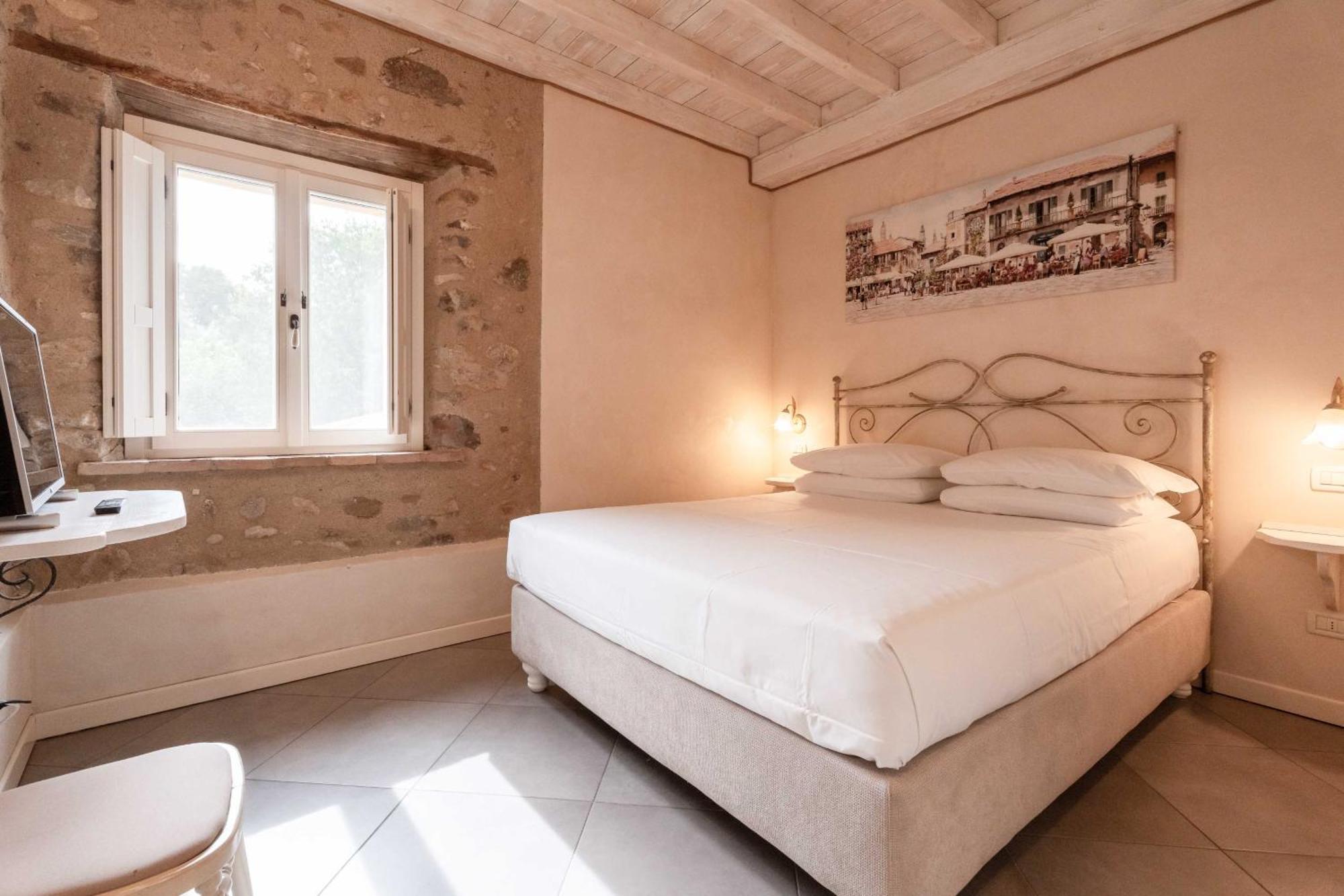 Bed and Breakfast Casal Del Pigno Peschiera del Garda Exterior foto